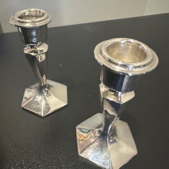 Vintage Pair of Sliver Plated Candleholder - Marked with BP 2423 - Picture 3 of 5